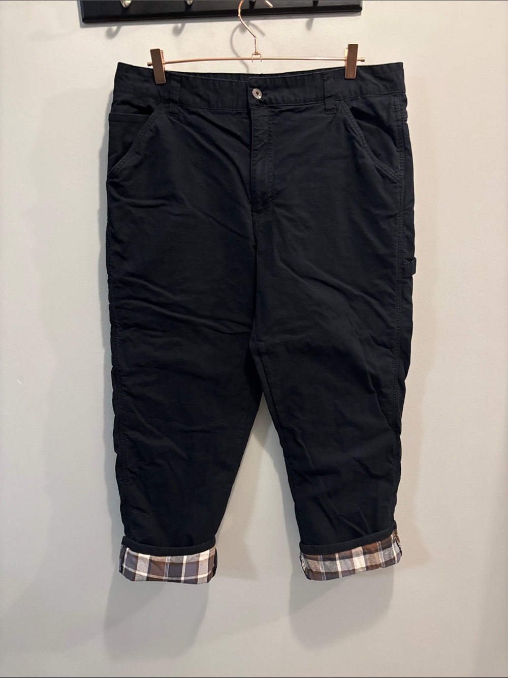 FILA utility cargo pants (full length pants,looks shorter than actually)